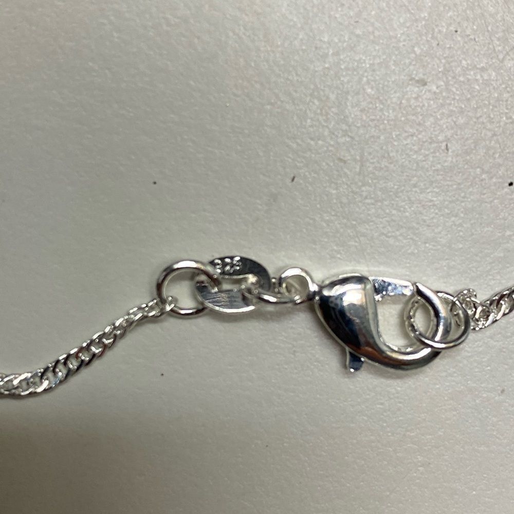 Lynx White Cat's Eye Pendant - Picture 3 of 3